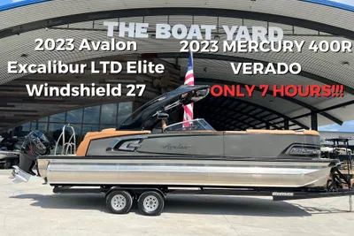 2023 Avalon Excalibur LTD Elite Windshield 27