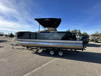 2023 Veranda VR22VLB 115HP VMAX BUNK TRAILER