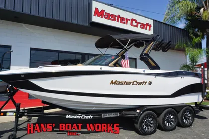 2024 MasterCraft X24 - 630hp SC