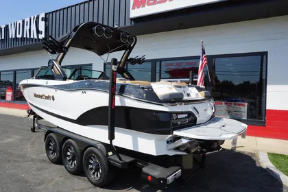 2024 MasterCraft X24 - 630hp SC