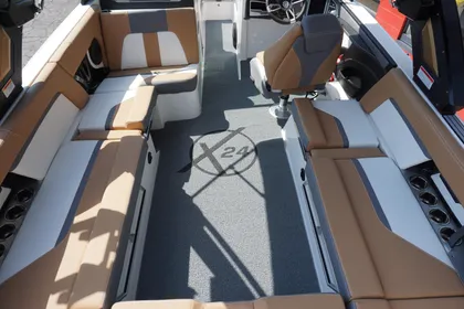 2024 MasterCraft X24 - 630hp SC