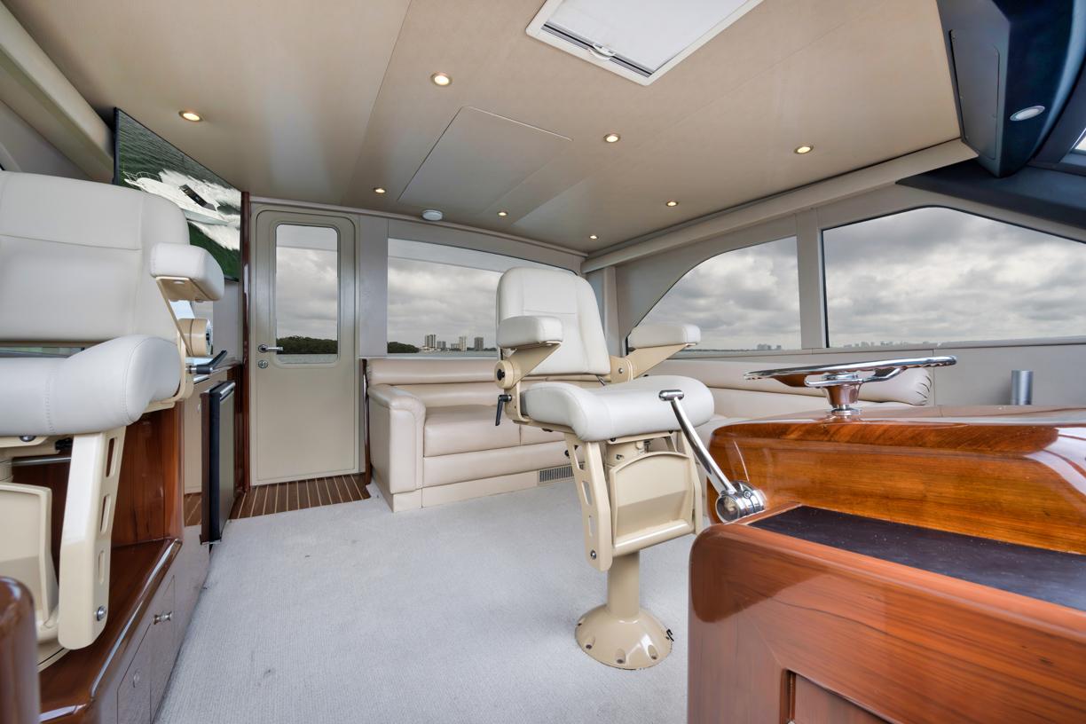 Viking 52 Smooth Operator -Salon Seating and Helm