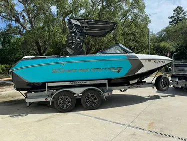 2020 Nautique Super Air Nautique G21