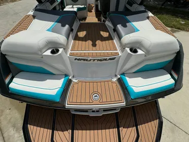 2020 Nautique Super Air Nautique G21