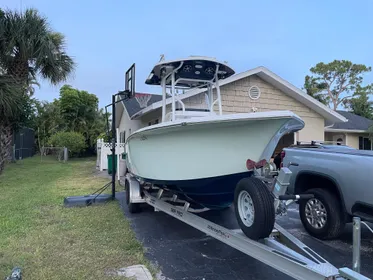 2018 Sea Pro 219 Center Console