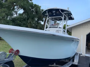 2018 Sea Pro 219 Center Console