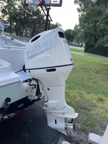 2018 Sea Pro 219 Center Console