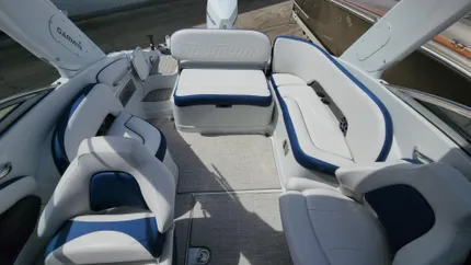 2022 Crownline 260 XSS