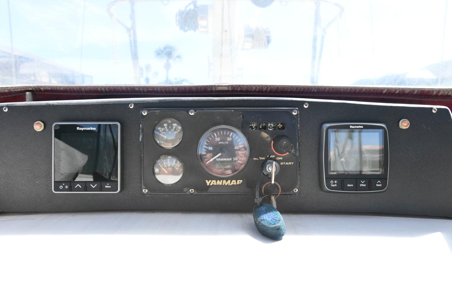 1981 Bristol 45.5 Center Cockpit