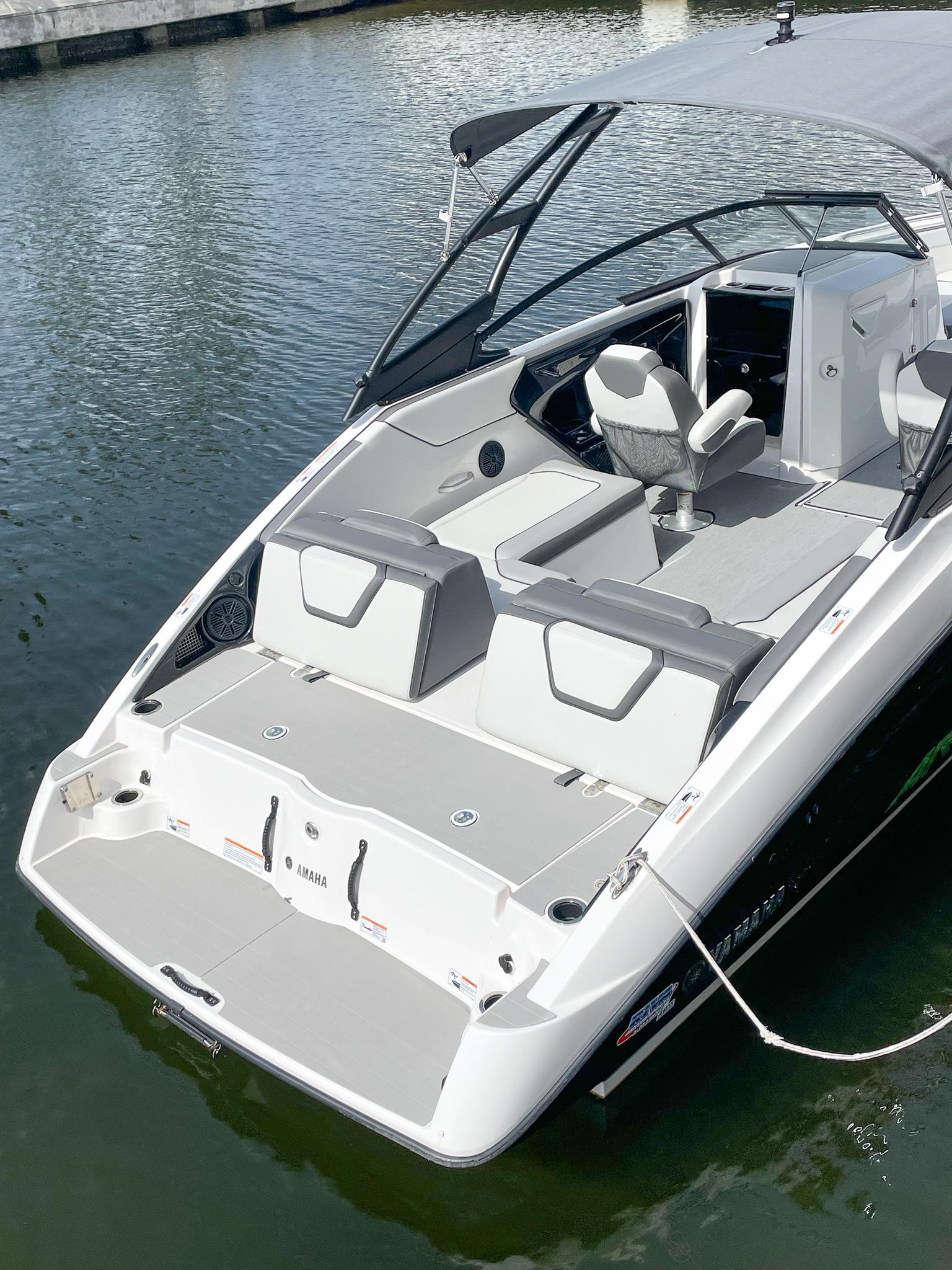 2022 Yamaha Boats AR 250