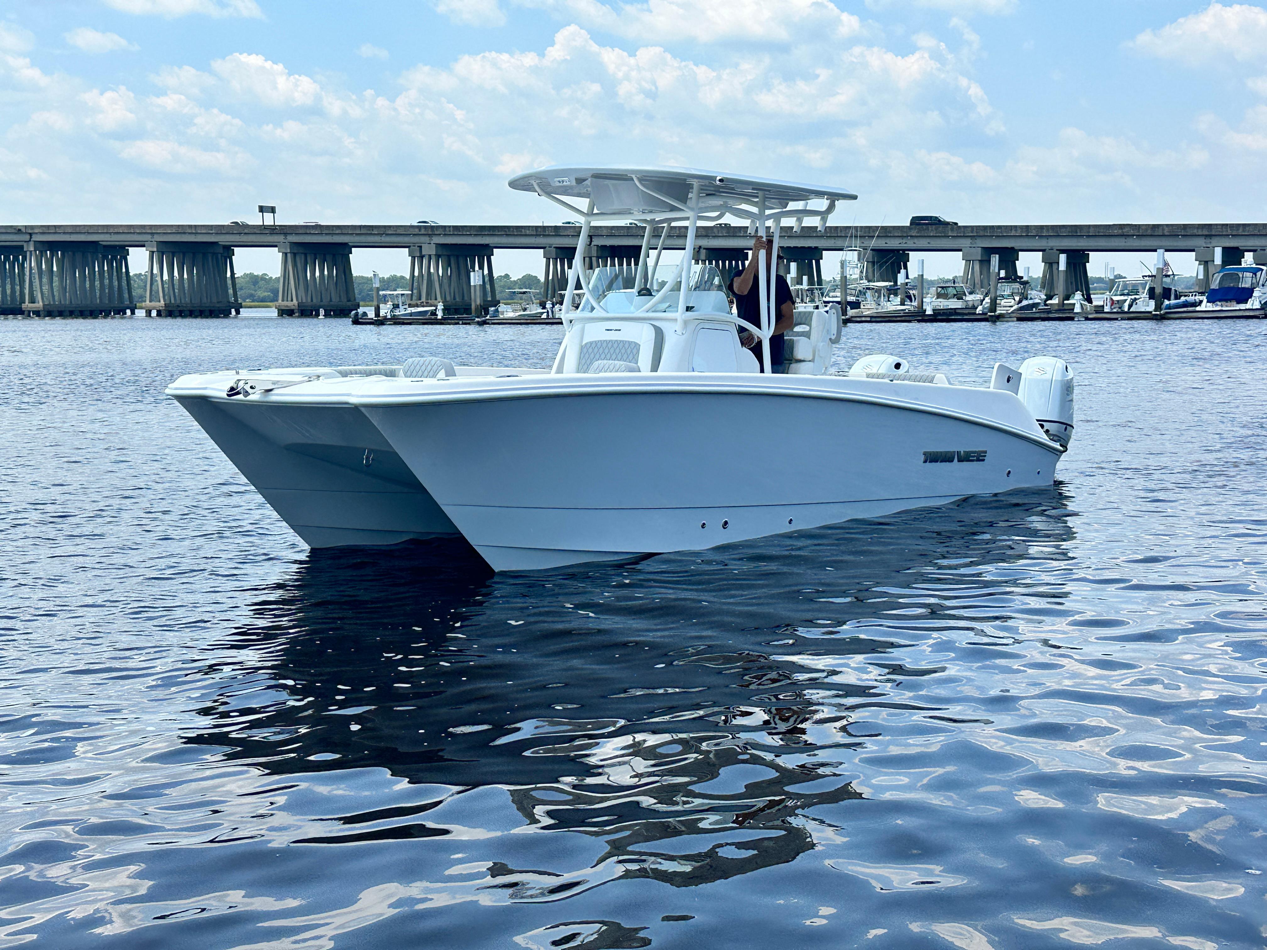 New 2023 Twin Vee 240 GFX CC, 29414 Charleston - Boat Trader