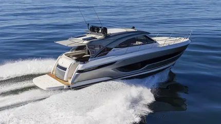 2024-Riviera-4600-Sport-Yacht-Platinum