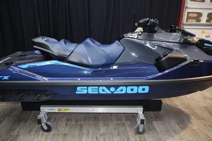 2024 Sea-Doo GTX™ 300 Tech, Audio, iDF, iBR