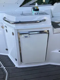 2018 Monterey 295 Sport Yacht