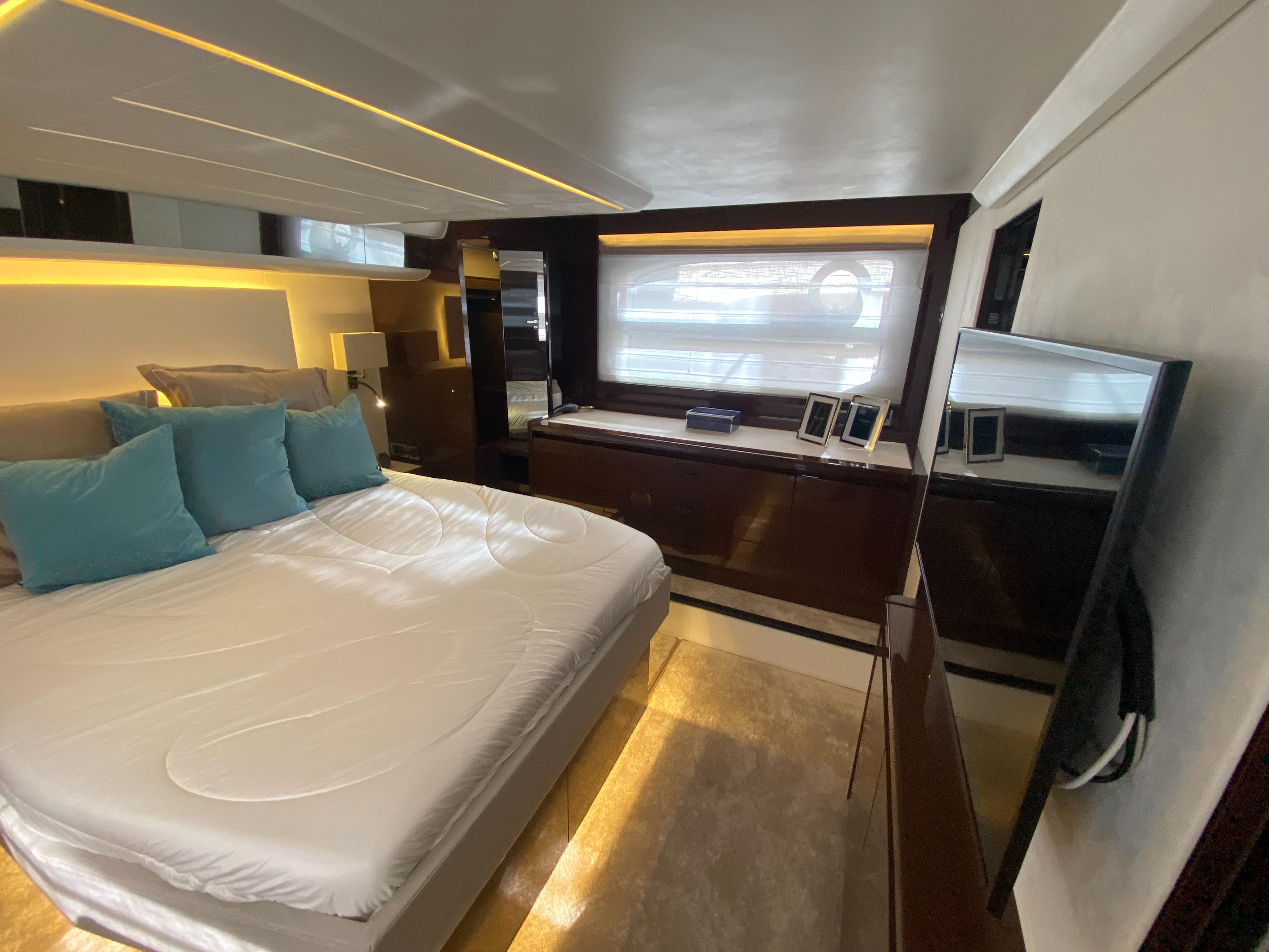 Mater Stateroom