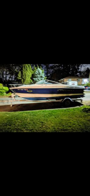 2009 Bayliner Discovery210