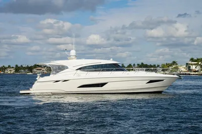 2019 Riviera 5400 Sport Yacht