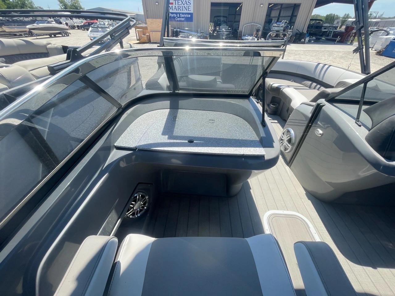 New 2023 Avalon CAT VRB W 25T 77705 Beaumont Boat Trader