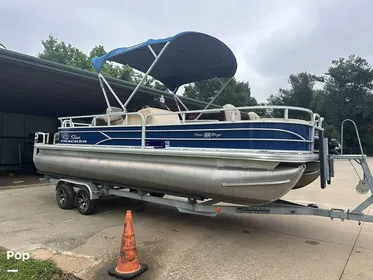 2017 Sun Tracker 22DLX Fishing Barge for sale in Whitehouse, TX