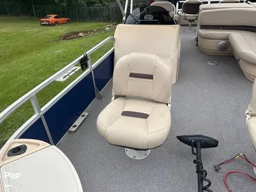 2017 Sun Tracker 22DLX Fishing Barge for sale in Whitehouse, TX