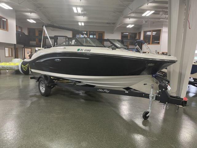2021 Sea Ray 190 Sport