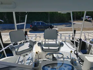 2002 Ocean Yachts Super Sport