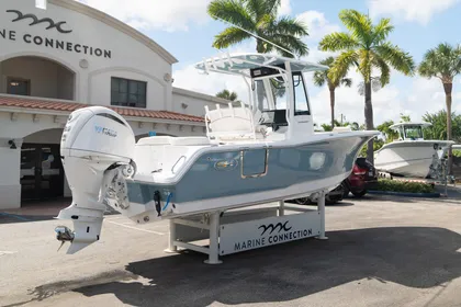 2024 Sea Hunt Ultra 239 SE