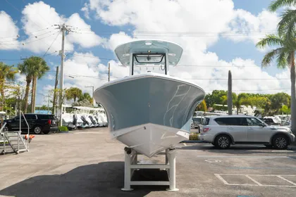 2024 Sea Hunt Ultra 239 SE