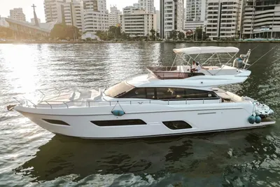 2023 Ferretti Yachts 550