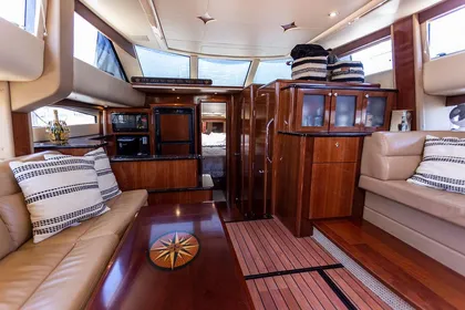 2010 Meridian 469