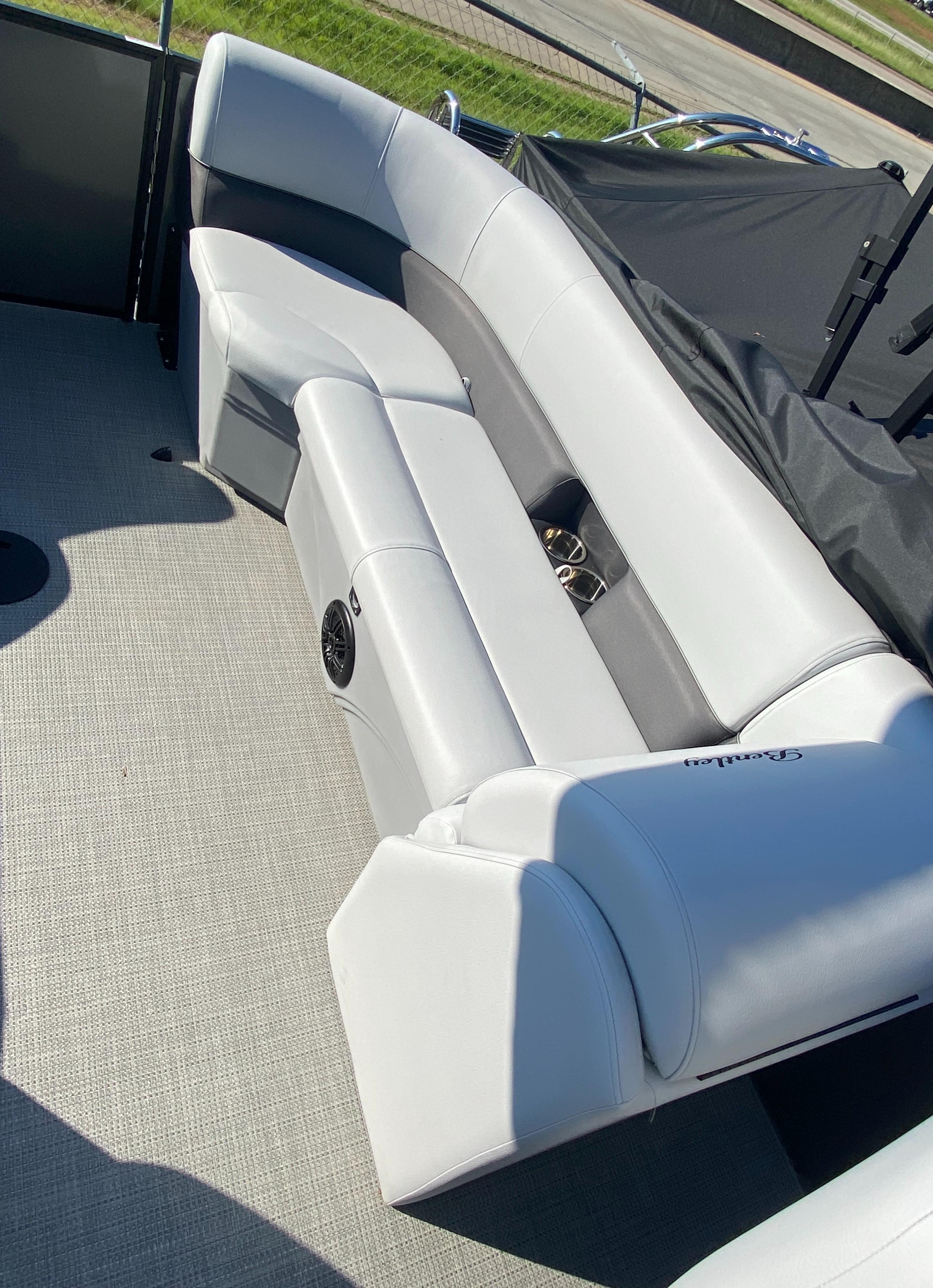 New 2023 Bentley Pontoons 243 Legacy Navigator, 30566 Oakwood - Boat Trader