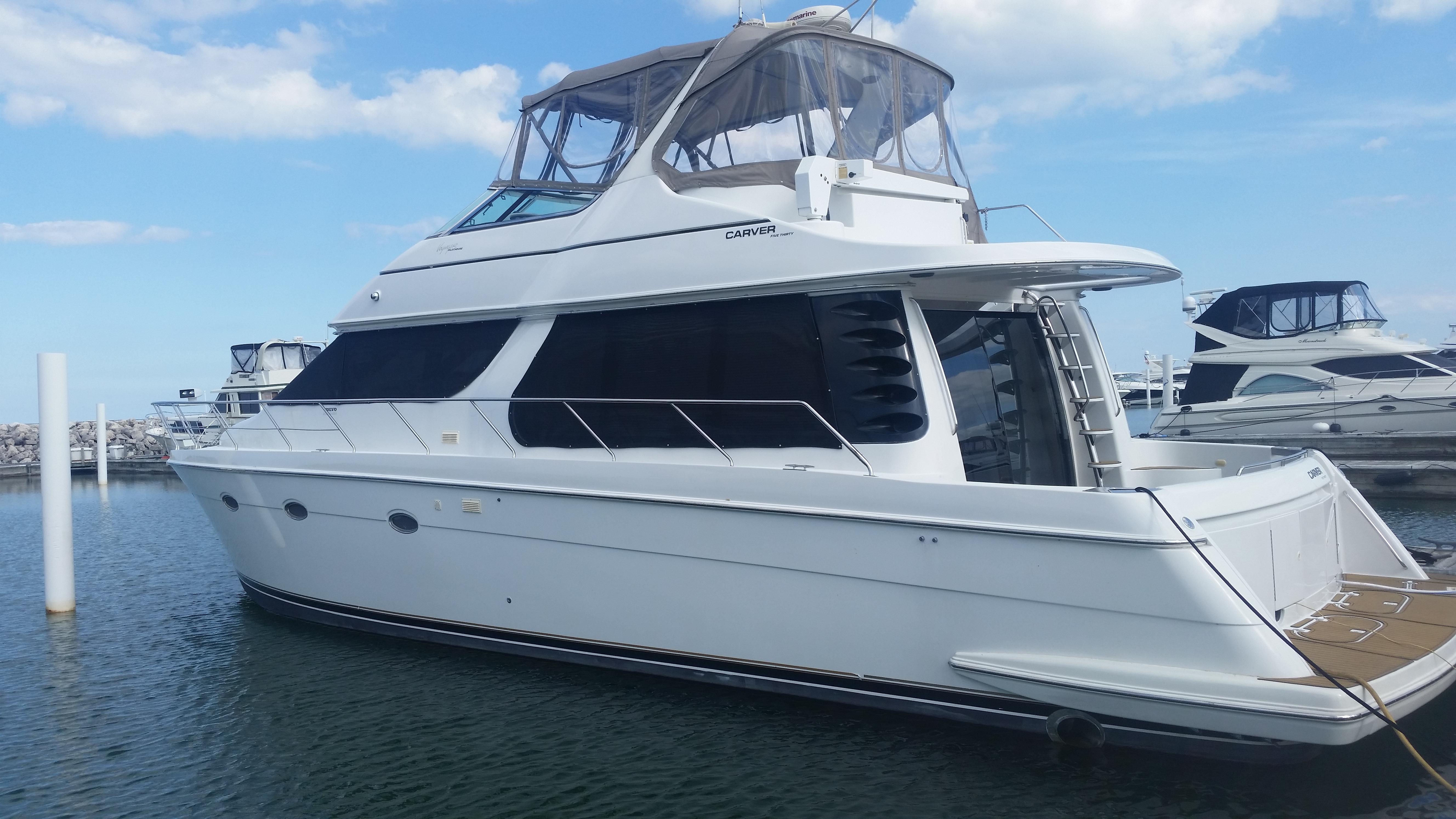 1999 Carver 530 Voyager Pilothouse