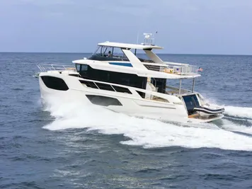 2023 Absolute 64 Navetta