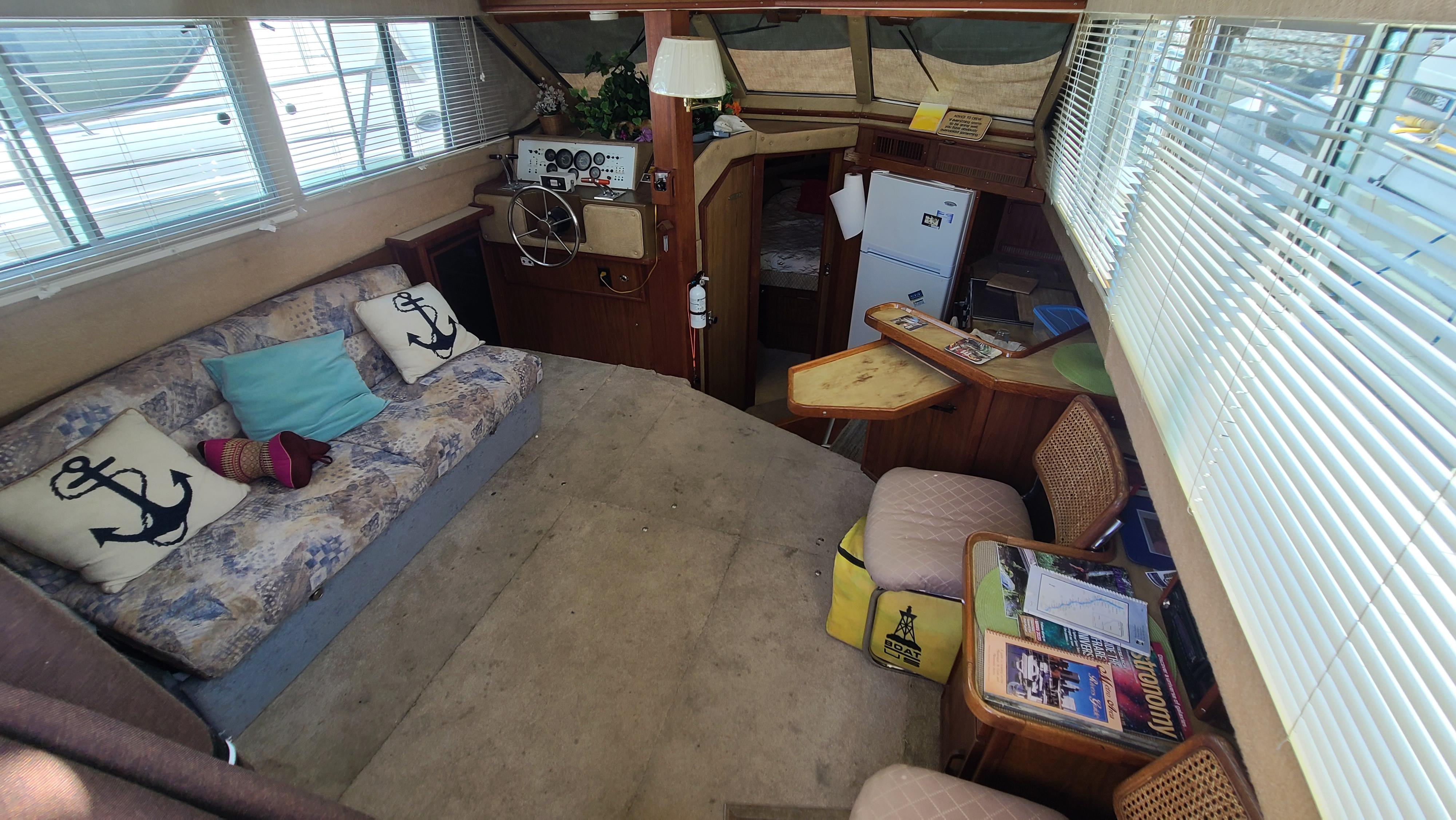 1983 Sea Ray 360 Aft Cabin