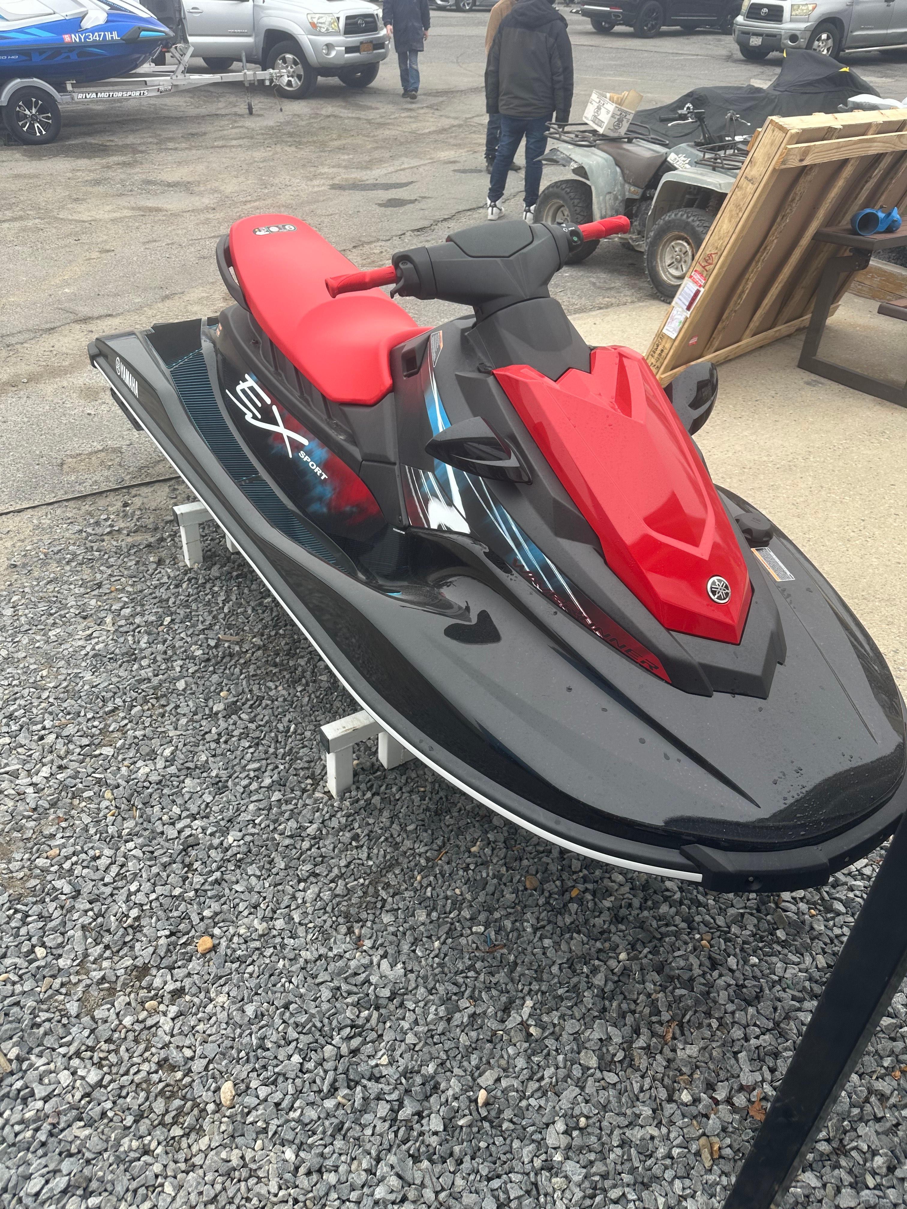2024-yamaha-waverunner-ex- 2024-yamaha-waverunner-ex-