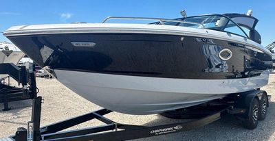 2023 Chaparral 26 Surf
