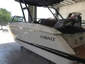 2024 Cobalt R4 Outboard