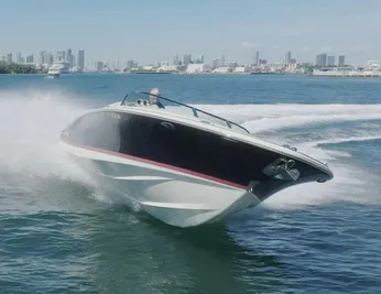 2018 Chris-Craft 30 Launch