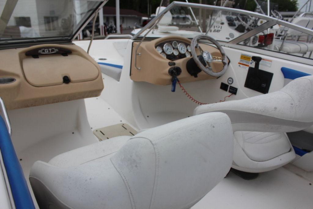 2008 Glastron GT 185
