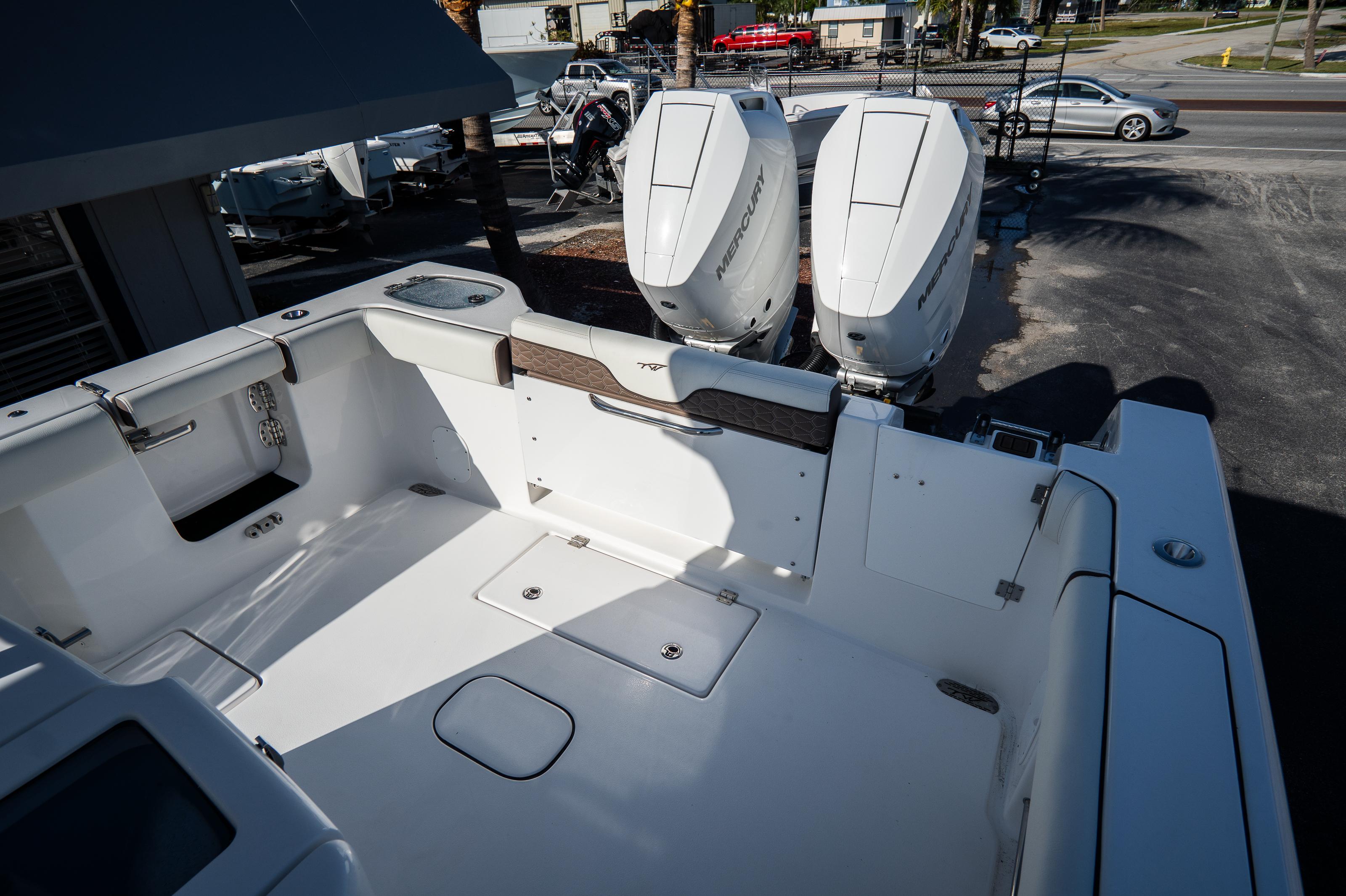 New 2024 Tidewater 320cc, 34997 Stuart - Boat Trader