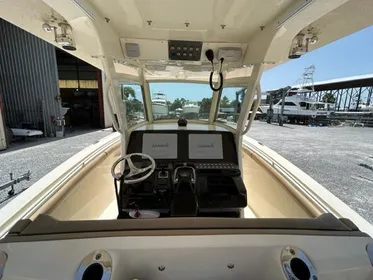 2015 Scout 320 LXF Center Console