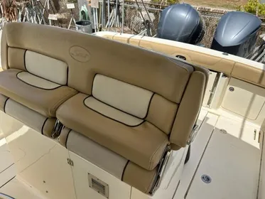 2015 Scout 320 LXF Center Console