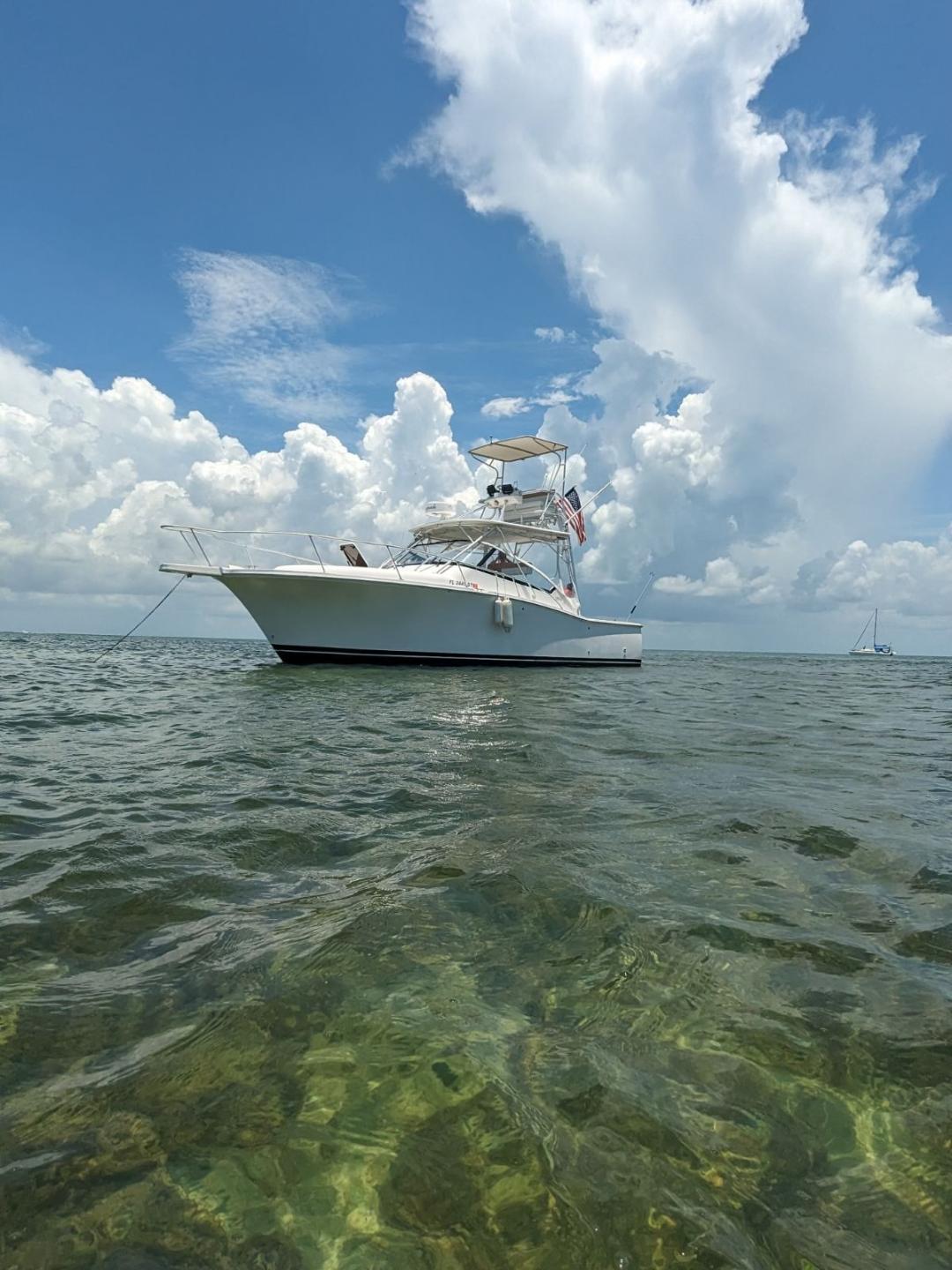 2003 Luhrs 30 convertable