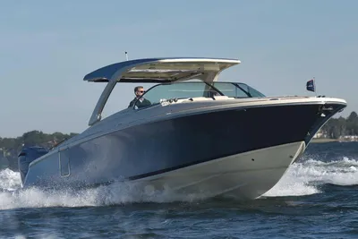 2022 Chris-Craft 35 Launch GT