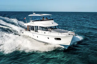 2024 Beneteau Swift Trawler 48