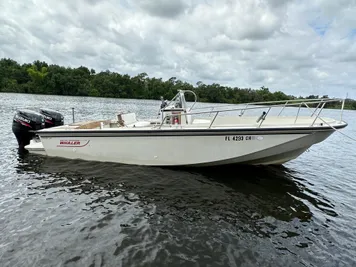 1989 Boston Whaler Outrage 20