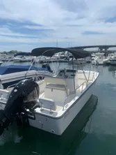 2020 Boston Whaler 190 Montauk