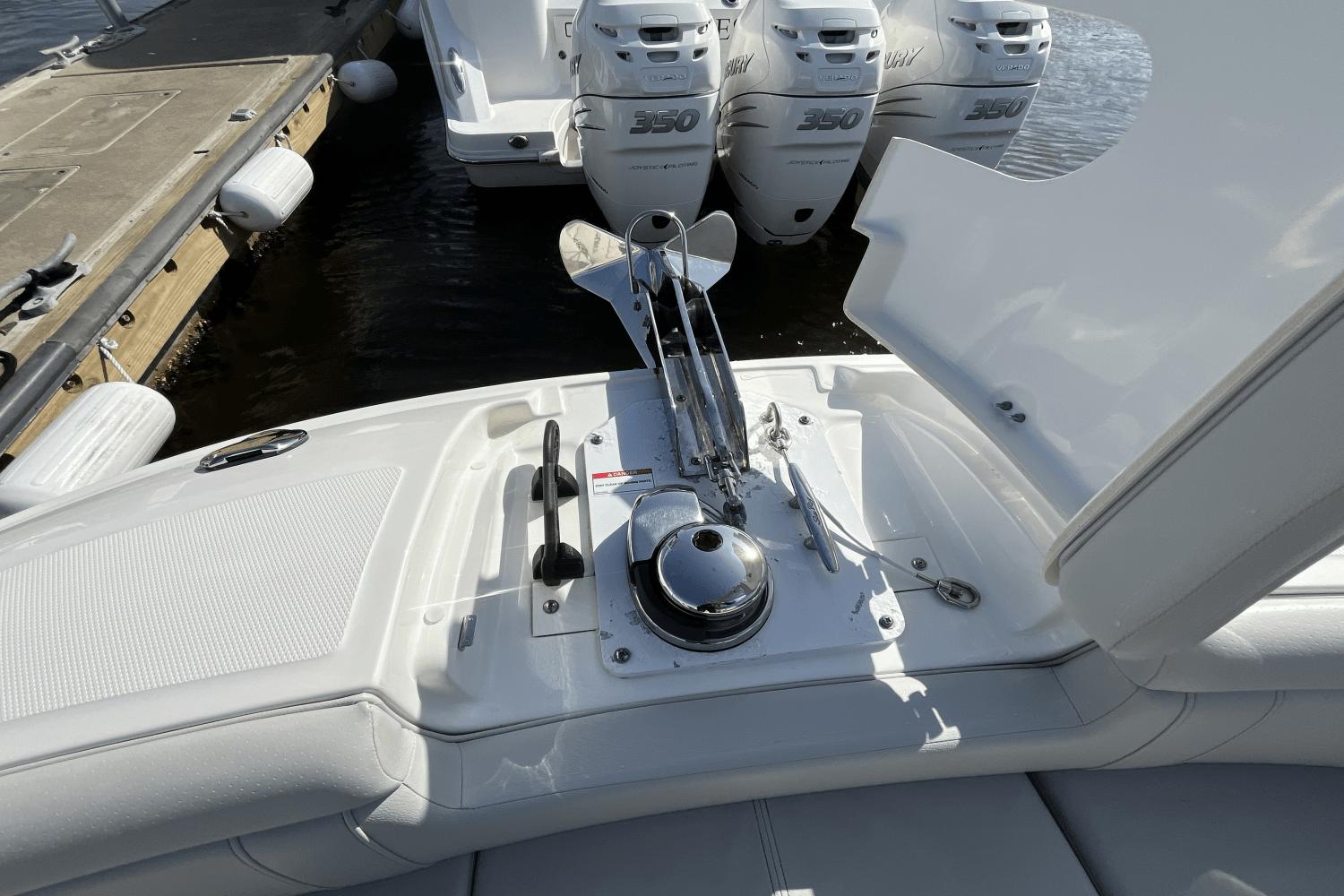2021 Sea Ray SDX 290 Outboard