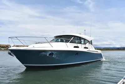 2022 Tiara Yachts C39