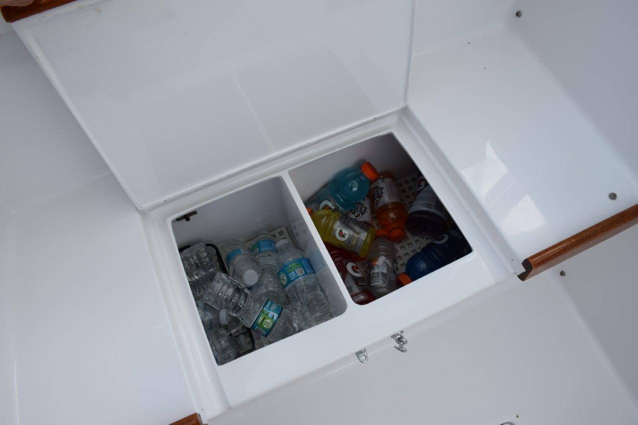 Refrigerated drink box